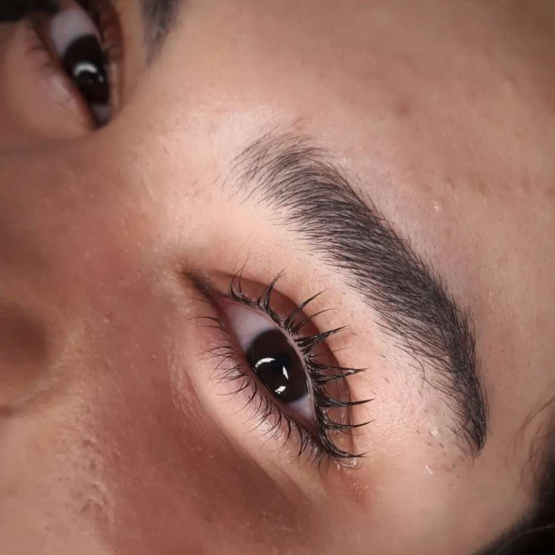 نمونه لمینت مژه